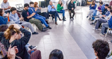 La Escuela Municipal de Enseñanza Media N° 1 “Bellas Artes” de San Clemente recibió la visita del Intendente